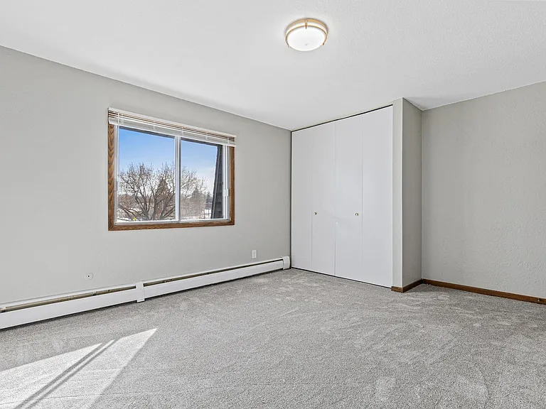 2210 Eldridge Ave E #206 — Photo 9