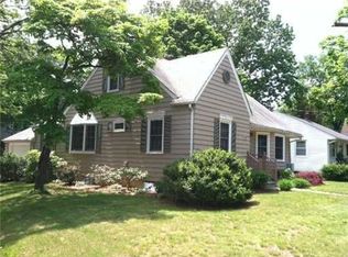 16 Labakan Pl, Highland Park, NJ 08904