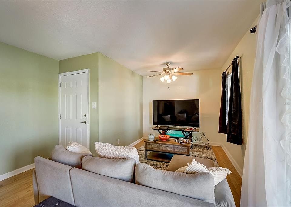 166 Pompano Dr SE Saint Petersburg, FL Zillow Apartments for Rent