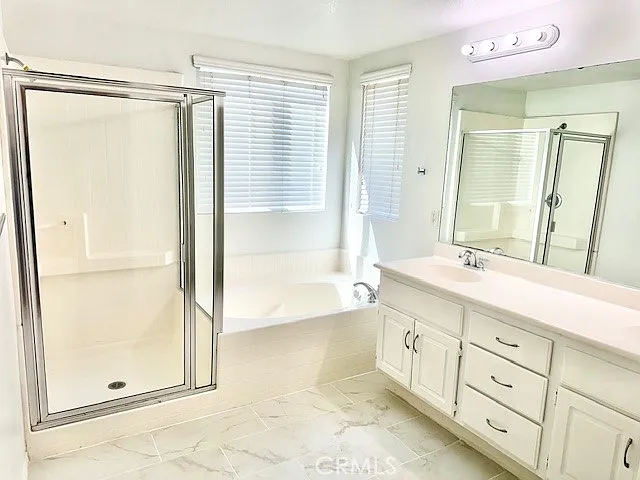 1562 Cheshire Dr — Photo 47