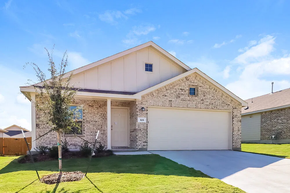 3 bed, 2.0 bath, 1487 sqft, $1,735 — Photo 3