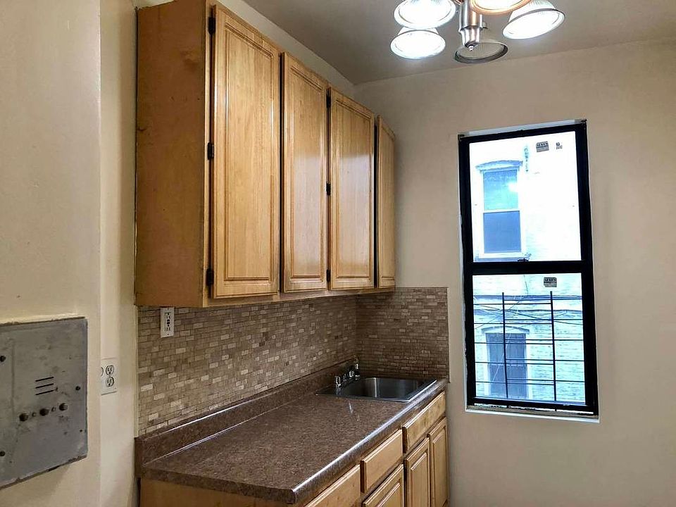 1st image of 387 Eastern Pkwy #1C