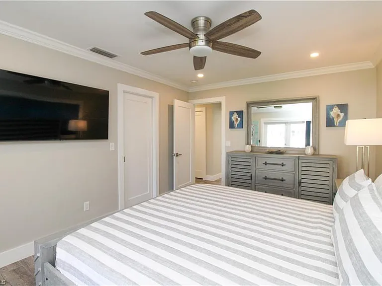 1353 Pelican Ave — Photo 29