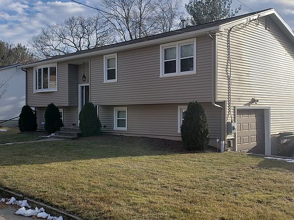 2nd image of 30 Esther Dr