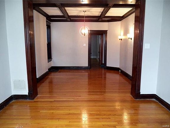 3rd image of 5047 Tennessee Ave