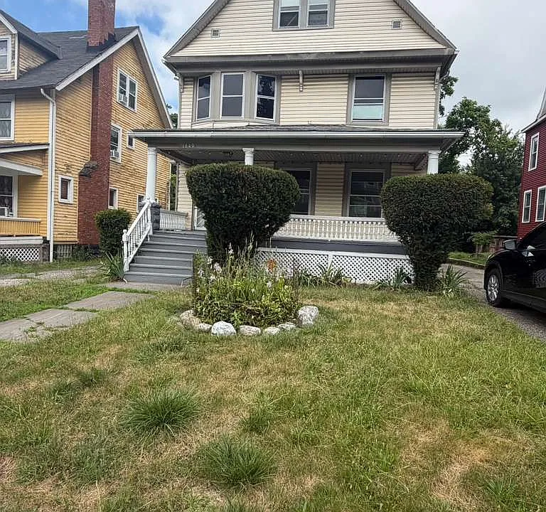 1849 Page Ave