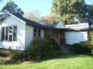 127 Elm Dr, Walkerton, IN