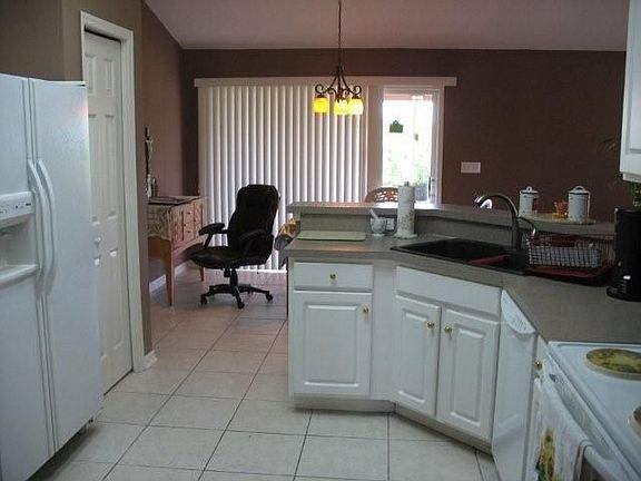 2nd image of 9209 Summer Breeze Ct