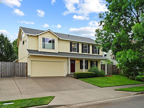 5th image of 3220 N Knoll Dr
