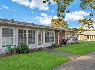 164 Falmouth Court #E, Ridge, NY 11961