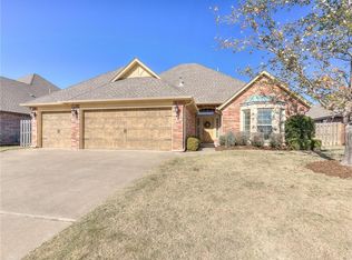 445 Gold Fields Trl, Edmond, OK 73003