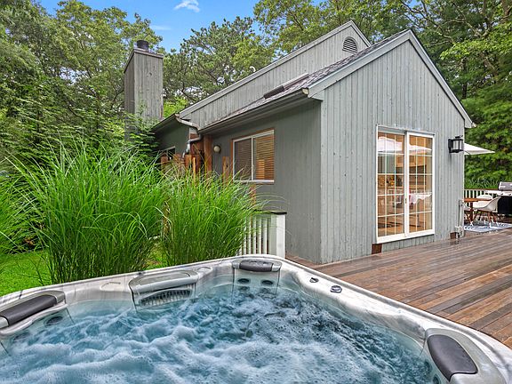2nd image of 44 Montauk Ave