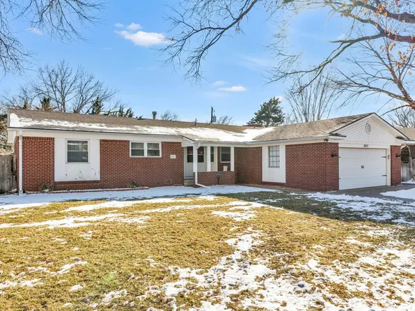8927 W Warren St, Wichita, KS 67212