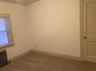 24 King St APT 1, Pottstown, PA 19464