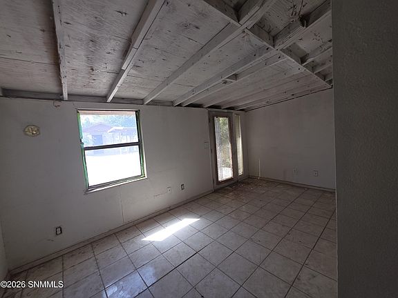 5th image of 3202 Harrelson St