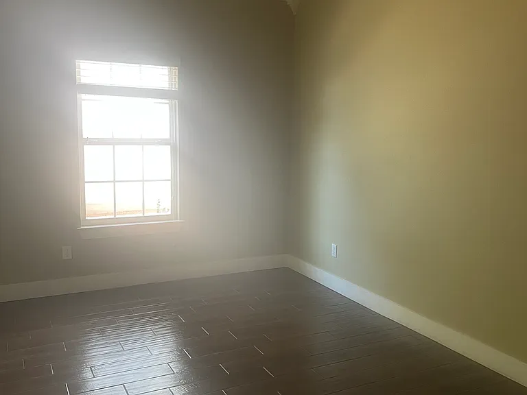 1133 Cabernet Dr — Photo 5
