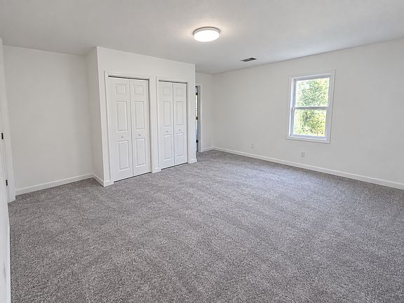 4th image of 527 Aldor Ln