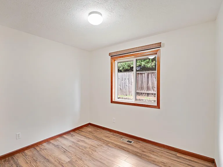 3417 NE 149th Ave — Photo 21