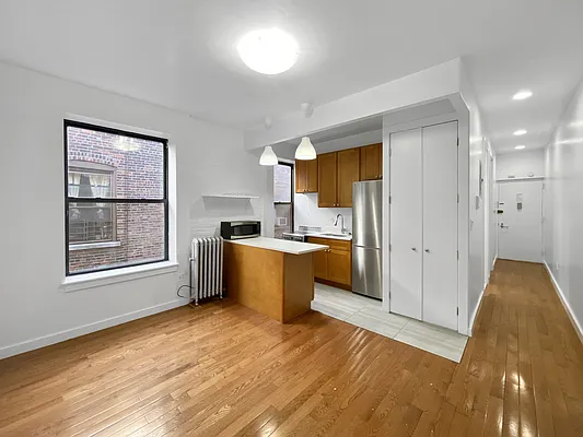 Rented by Skyward | media 12