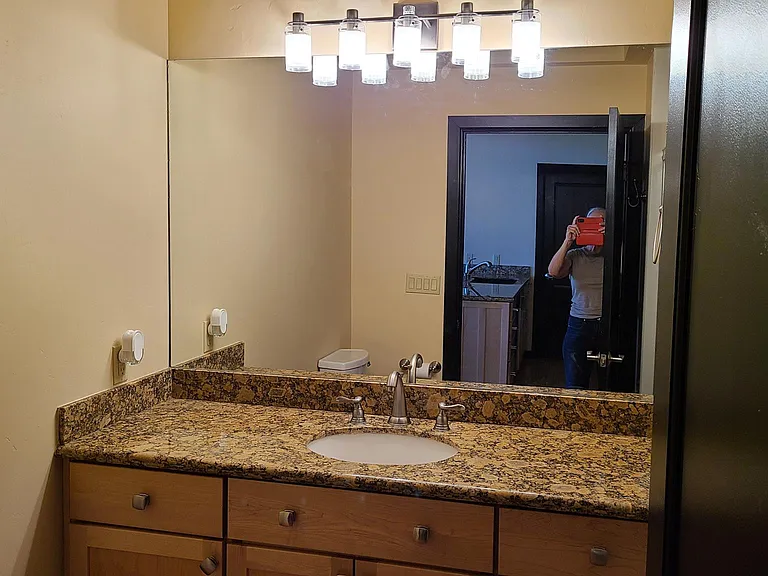 303 Central Ave NE #302 — Photo 5