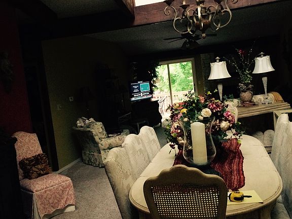 Upstairs; living/dining room