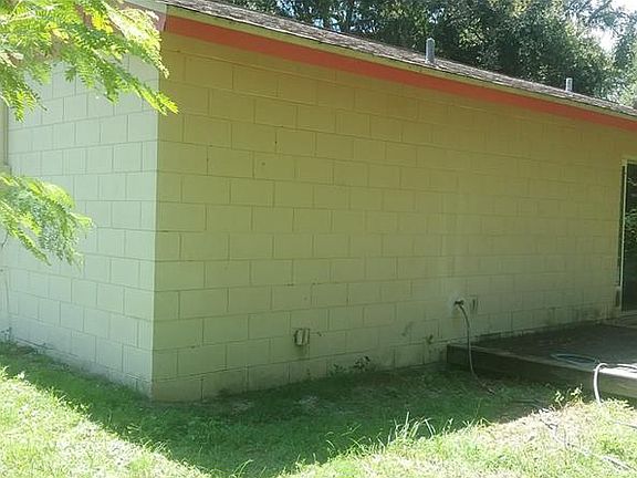 4th image of 574 Blue Springs Ct