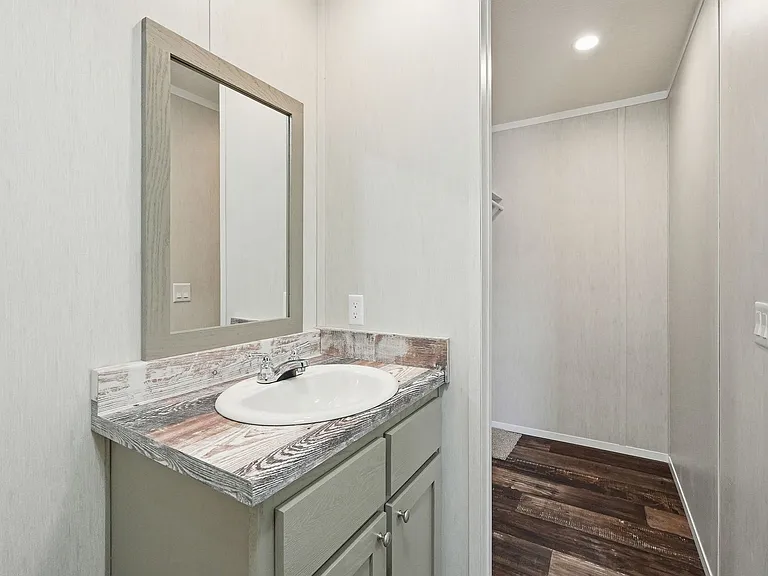 443 W Dogwood Ave — Photo 22