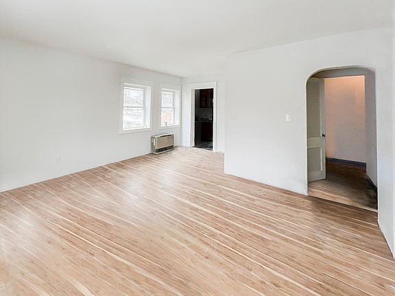 2nd image of 109 Aspen St APT 3