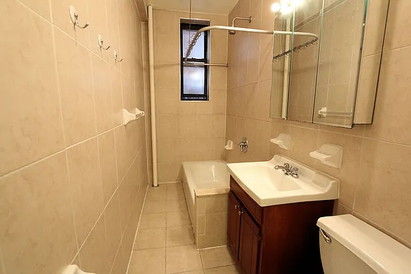 Rented by JM Preston Properties LLC | media 4