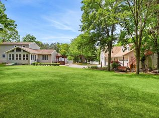 50 Squiretown Rd, Hampton Bays, NY 11946