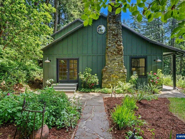 6582 Liberty Rd S, Salem, OR 97306