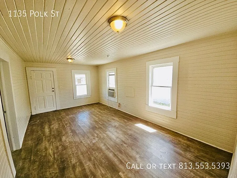 1135 Polk St W — Photo 31