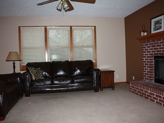 4th image of 2614 N 154th St
