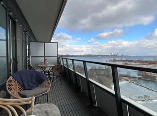 20 Shore Breeze Dr #909-W06, Toronto, ON M8V 0C7