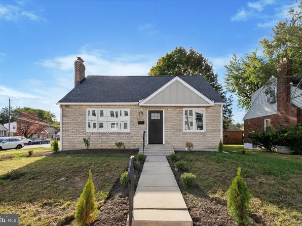 636 S Eagle Rd, Havertown, PA 19083