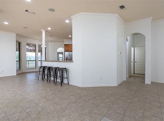 4th image of 1117 Reata Dr