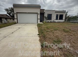 2052 NE 18th Ter, Cape Coral, FL 33909