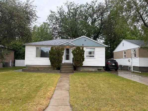 1133 W 20th St S, Lethbridge, AB T1K 2E1