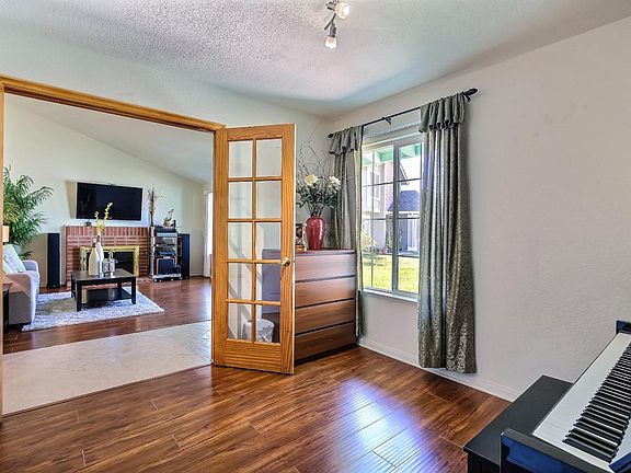 5th image of 5937 Southoaks Ct