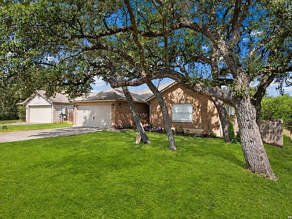 2nd image of 15971 Tampke Pl
