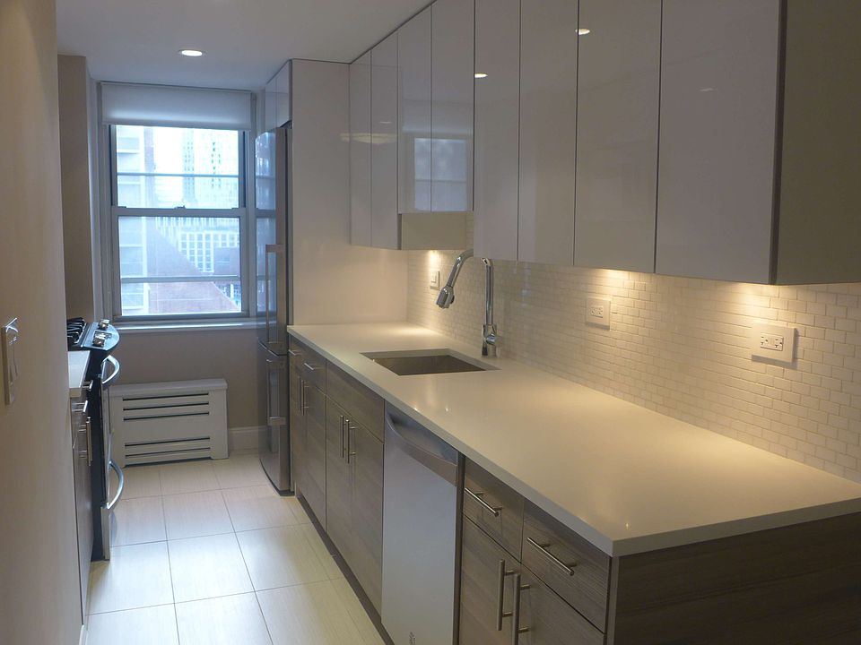 2nd image of 80 N Moore St APT 10K