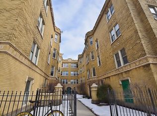 5961 W Huron St #2, Chicago, IL 60644