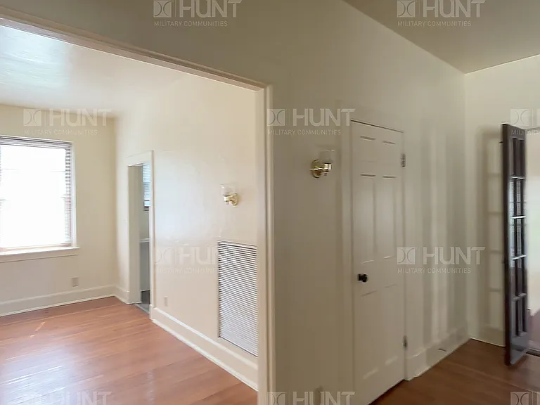2 W Park Ln — Photo 5