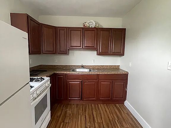 4th image of 3106 Atlantic Ave Floor 2