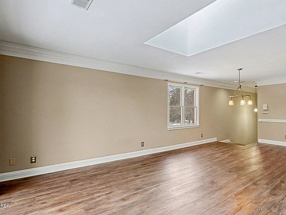 4th image of 3715 Hurstbourne Ridge Blvd