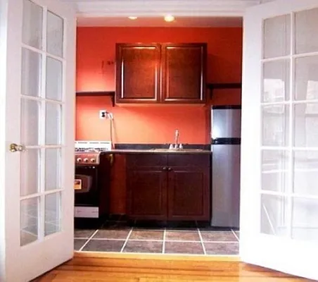 Sold by Citi Habitats | media 12