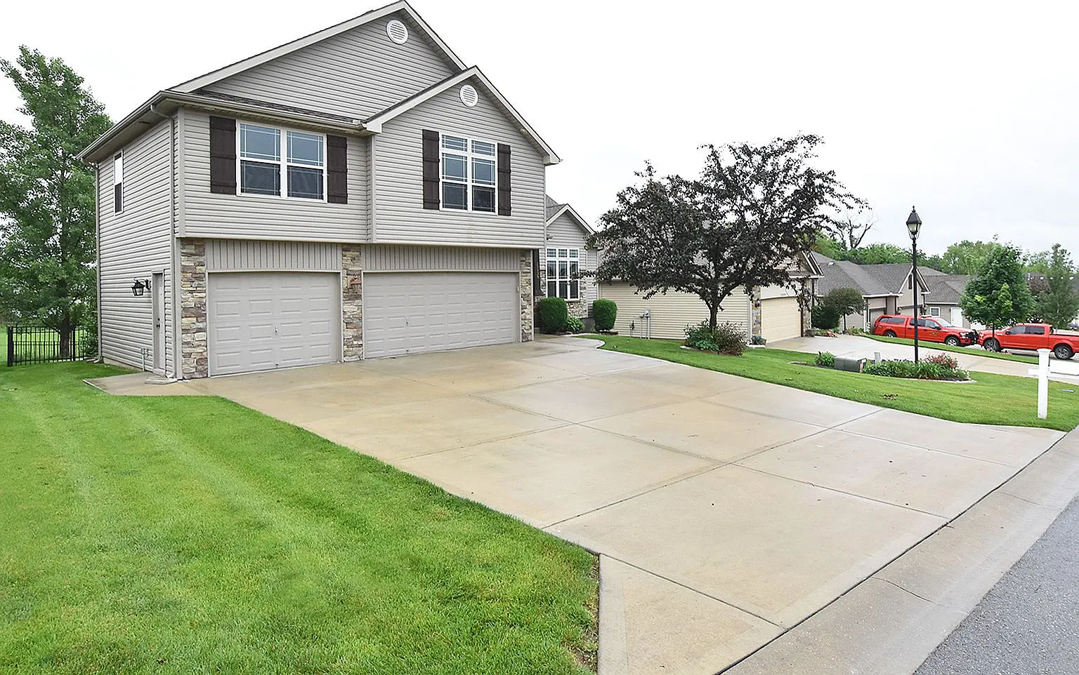 Stunning Custom-Built Home — Photo 1