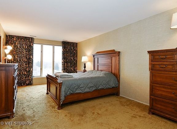 5th image of 7201 N Lincoln Ave APT 508