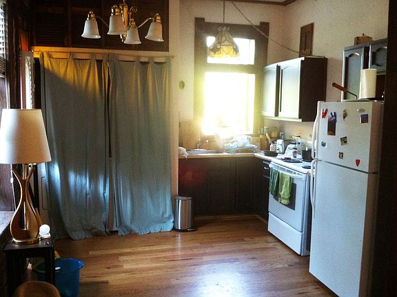 3rd image of 1779 S Pearl St APT 2