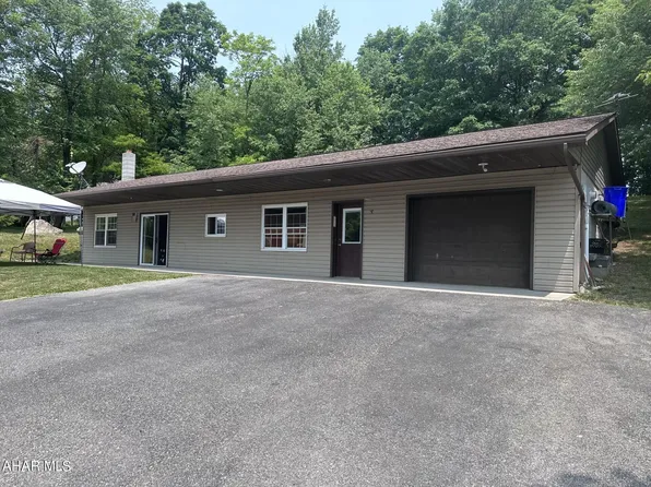 174 Cameron St, Carrolltown, PA 15722